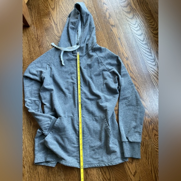 ZYIA ZIPPER HOODIE - Picture 3 of 7